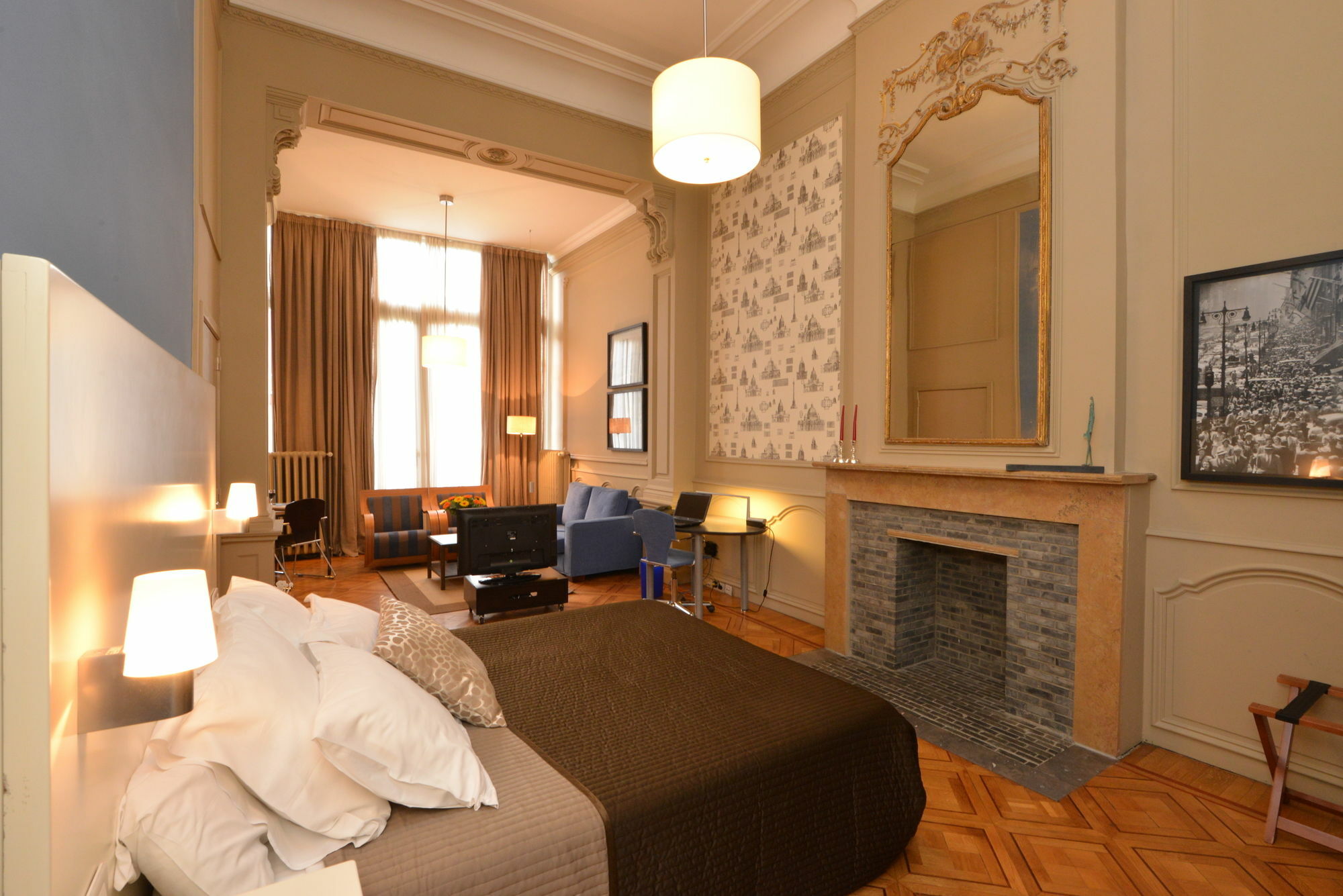 Mas Aparthotel Eu Brusel Exteriér fotografie